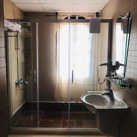 艾婷萨瑞酒店