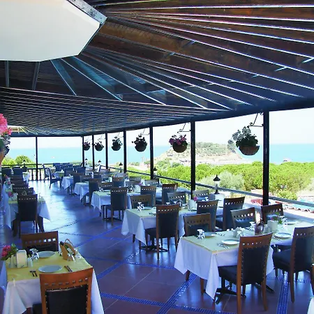 Hotel Altinsaray 3*