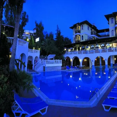 Hotel Altinsaray 3*